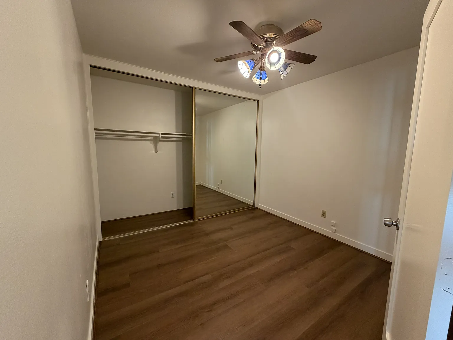2 bed, 859 sqft, $2,500 — Photo 3