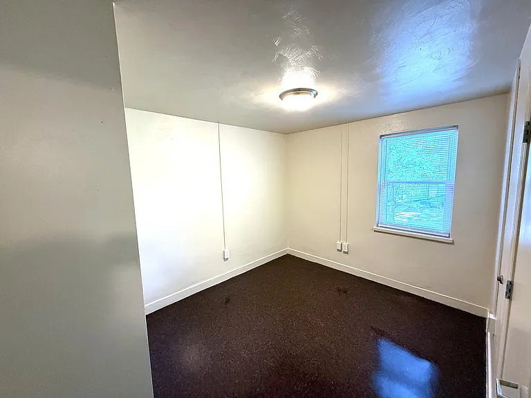 1516 Maiden Ln SW #13 — Photo 9