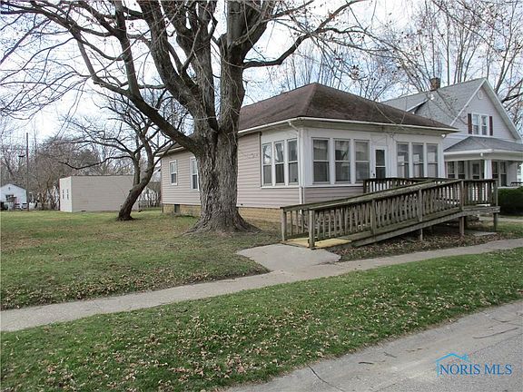 3rd image of 320 Osceola Ave