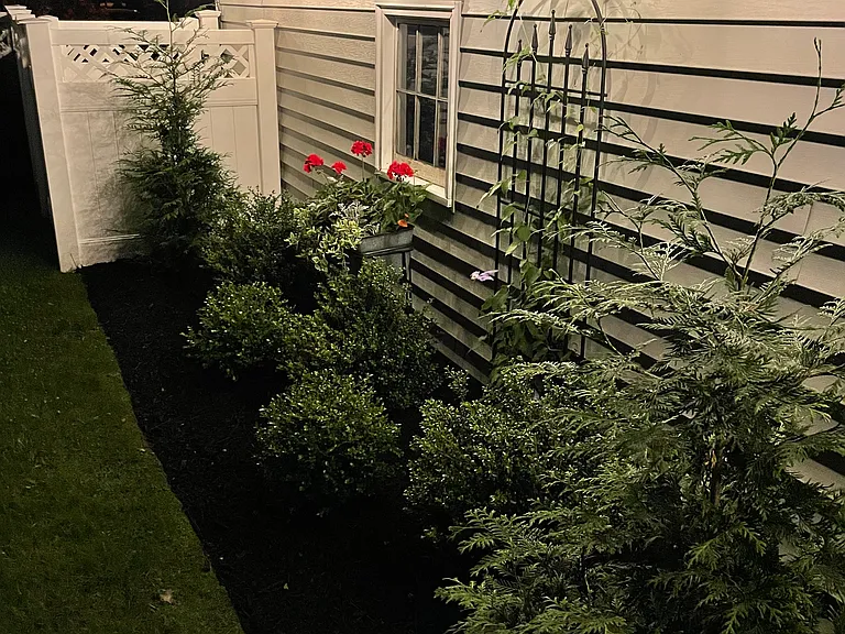 332 Avondale Ave — Photo 11
