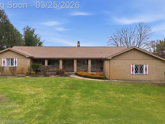 3rd image of 7670 Seven Mile Rd