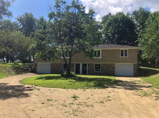 16305 Lincoln Ln, Eden Prairie, MN 55344