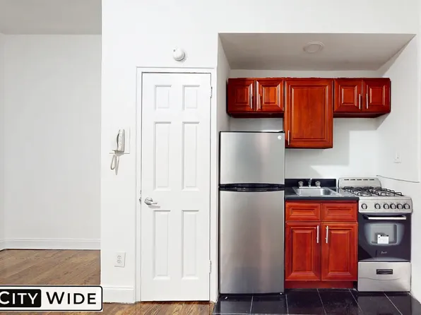 102 West 80th Street 2/4 image 3 of 10