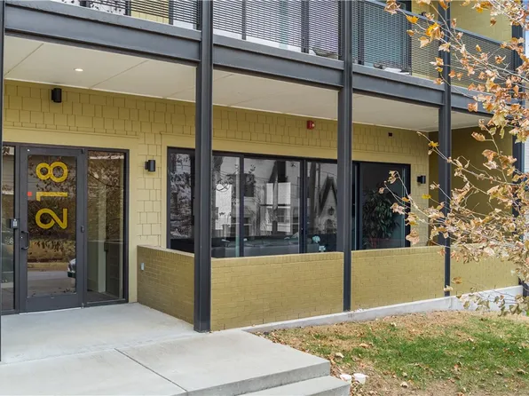 218 N Church Ave Unit 2, Fayetteville, AR 72701