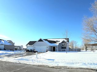 1017 Taft St S, Cambridge, MN 55008