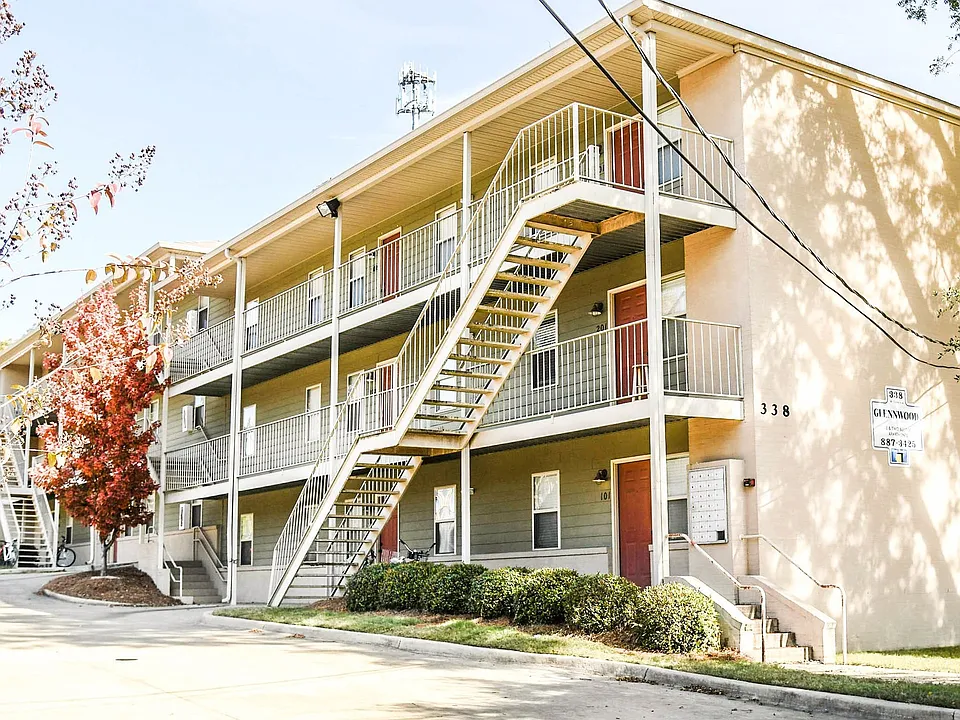 338 W Glenn Ave