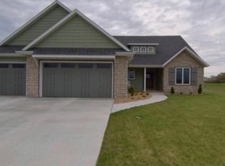 516 N Dublin Dr, Nixa, MO 65714