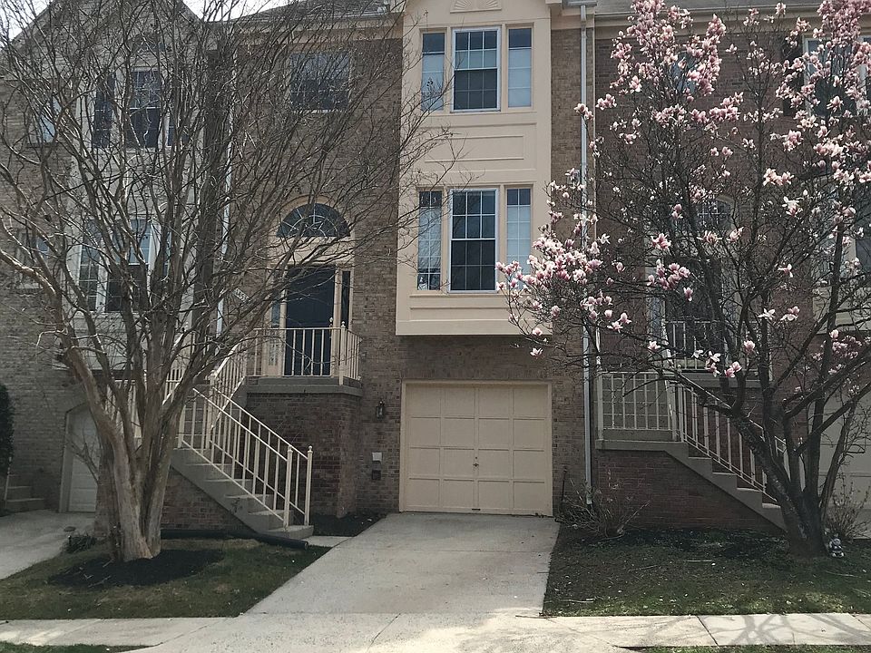 1st image of 14538 Oakmere Dr