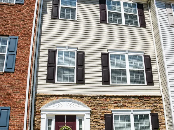 106 Clearwater Ct, Stafford, VA 22554
