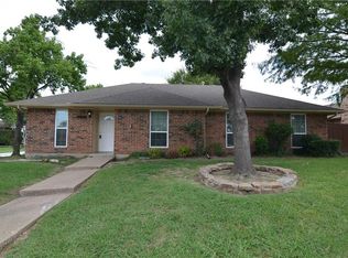 2307 Harbinger Ln, Dallas, TX 75287