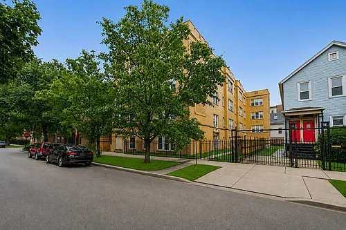 3041 W George St #3S Photo 1 3041 W George St #3S Photo 1