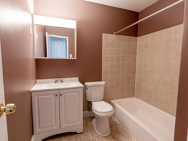 Woodcrest Village — Photo 19