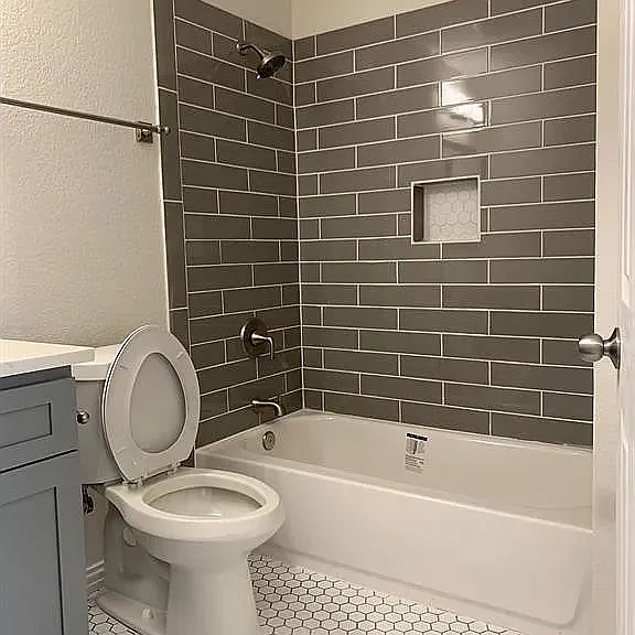 7505 Airline Dr — Photo 13