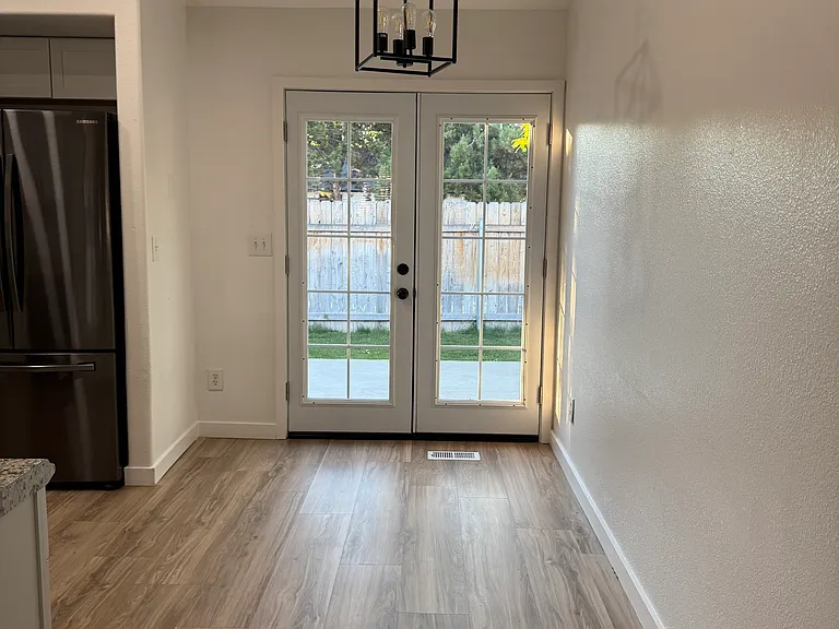 13332 W Broadleaf Ct — Photo 5