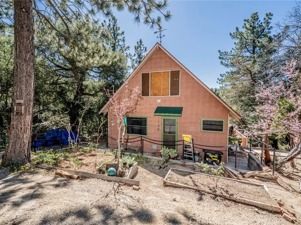 52647 Pine Cove Rd, Idyllwild, CA 92549