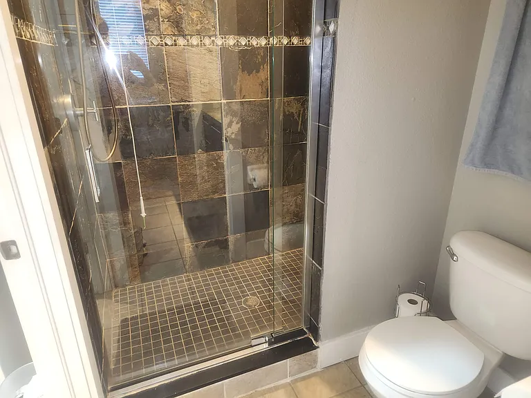 3rd level shower