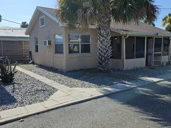 221 Condict Dr, New Smyrna Beach, FL