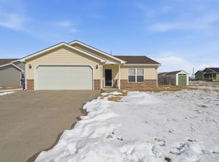 812 Butterfield Rd, Manhattan, KS 66502