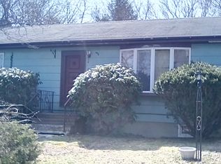 5 Cherry Hill Rd, Gloucester, MA 01930