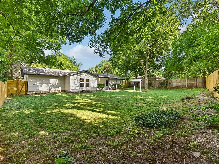 11900 Dove Haven Dr — Photo 33