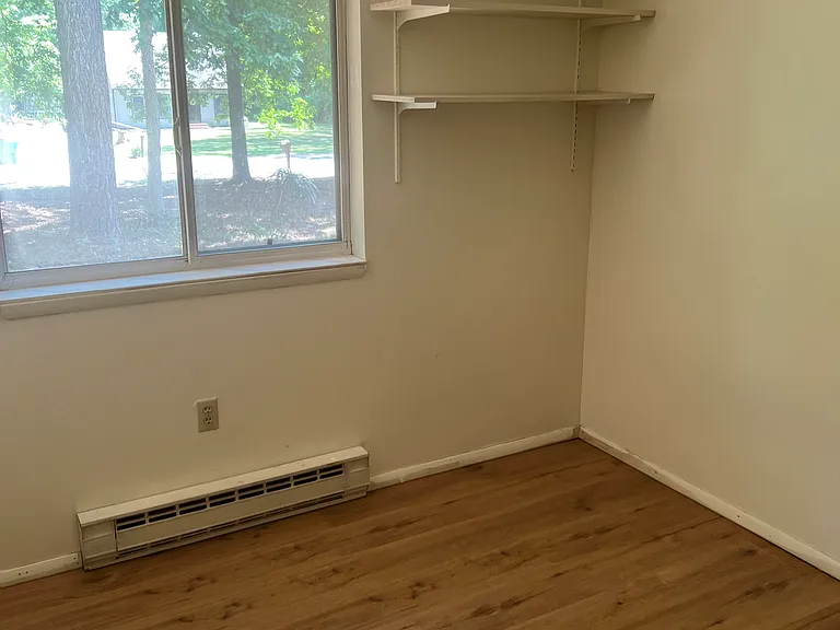 7894 Crofton Dr — Photo 8