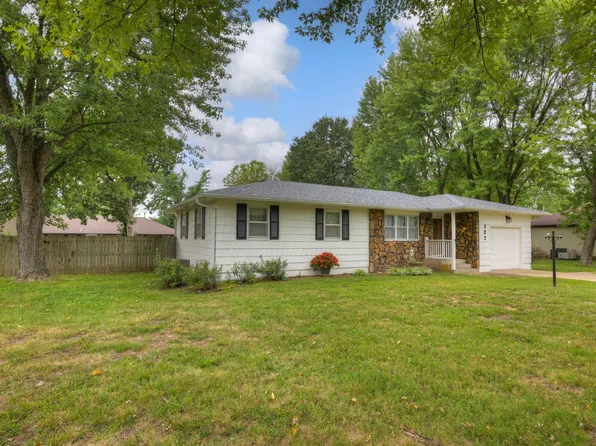 121 Circle Drive, Monett, MO 65708