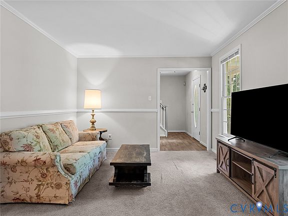 3rd image of 5112 Cane Mill Ln
