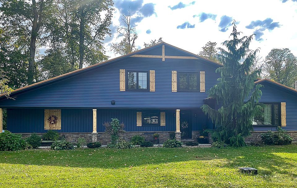 1st image of 12 Milan Manor Dr