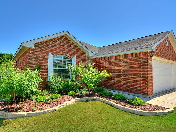 2nd image of 1447 Allison Dr