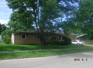 933 Crescent Dr, Independence, KS 67301