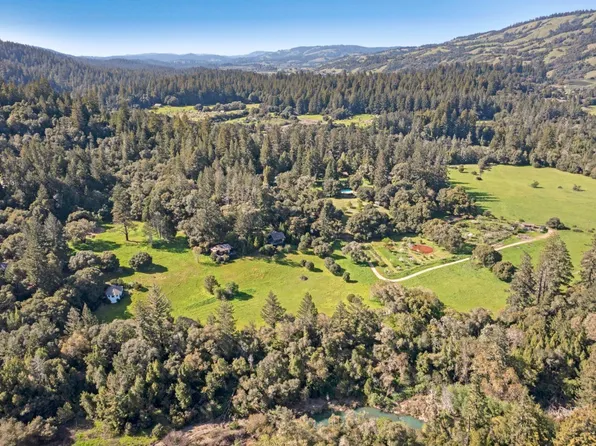 18501 Van Zandt Resort Road, Philo, CA 95466