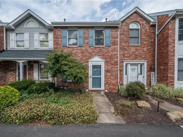 1802 Timberidge Dr, Bethel Park, PA 15102