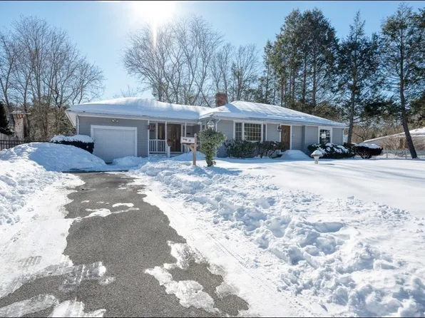 37 Alice Ave, Walpole, MA 02081