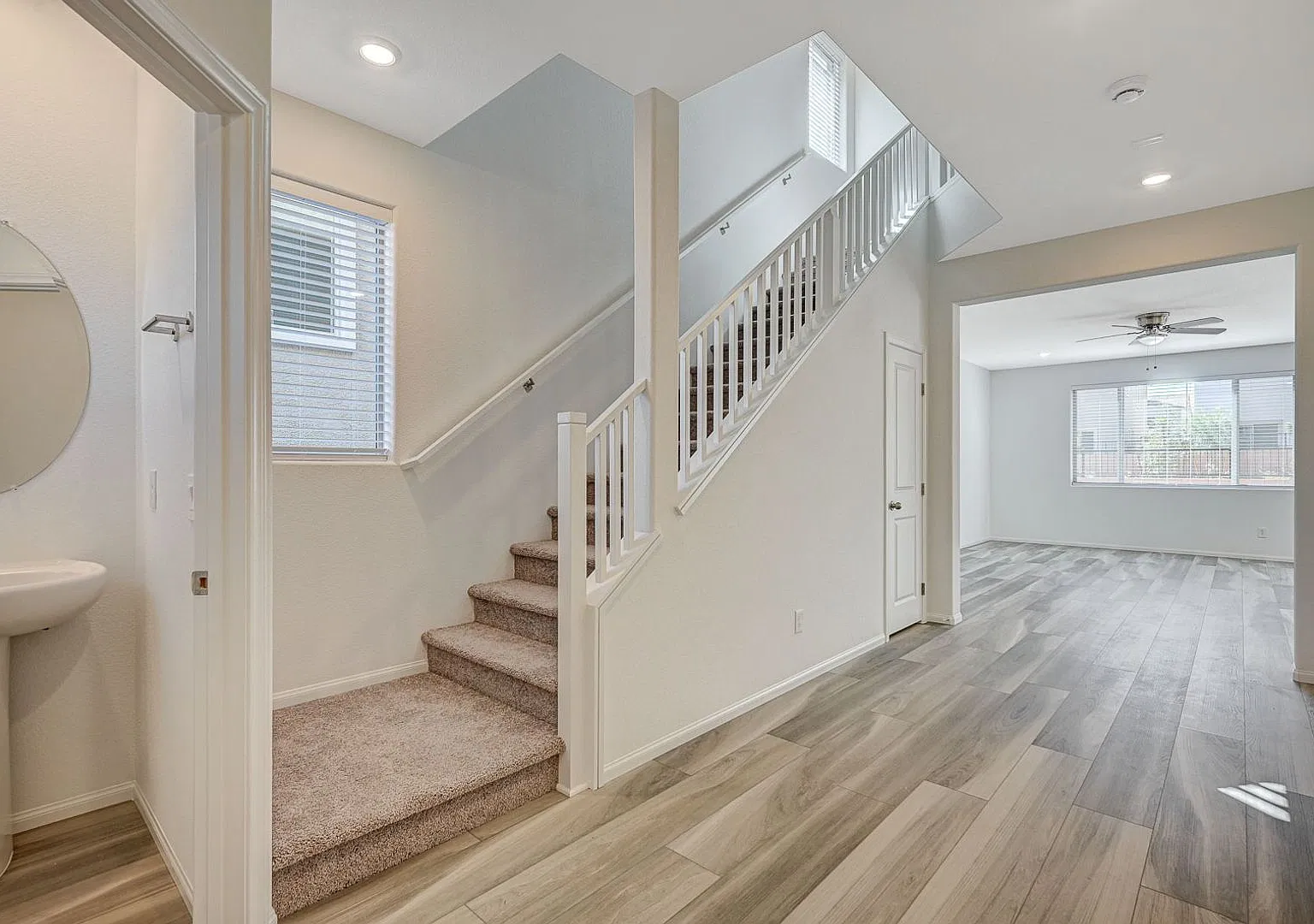 NC487W 7459 Lodano Ave — Photo 3