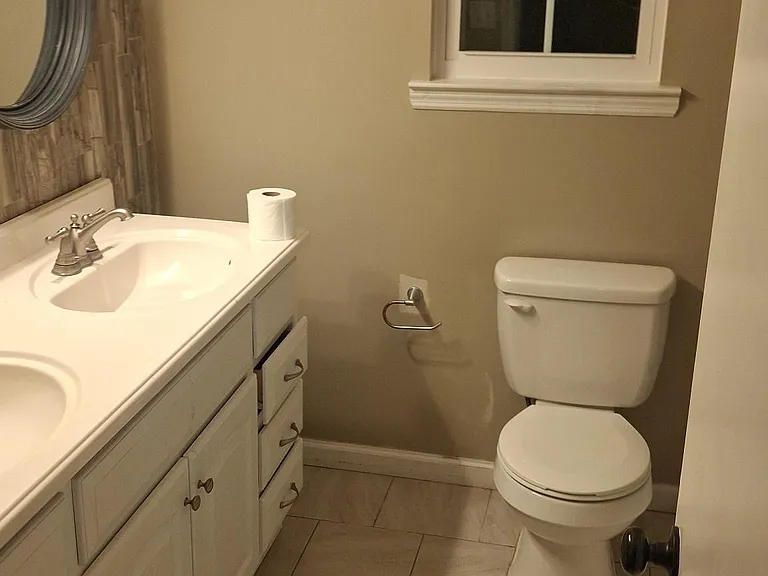 712 Edgewood Ct #712 — Photo 14