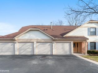 611 Ironwood Ct APT A1, Wheeling, IL 60090