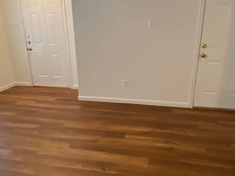 1500 Zephyr Ln — Photo 5