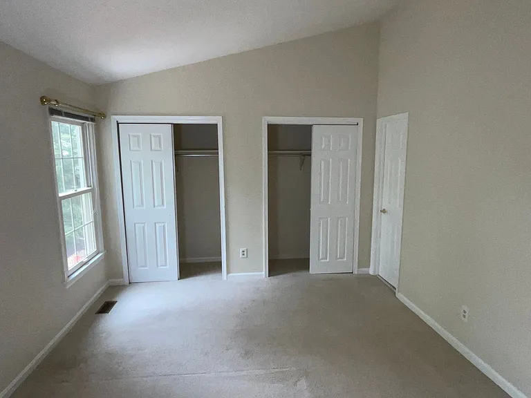 1311 Templeton Pl — Photo 23