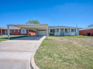 752 N Norman Ave, Moore, OK 73160