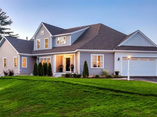 4 Meadowbrook Dr, Plymouth, MA 02360