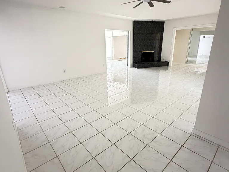 2946 Las Campanas Dr — Photo 3