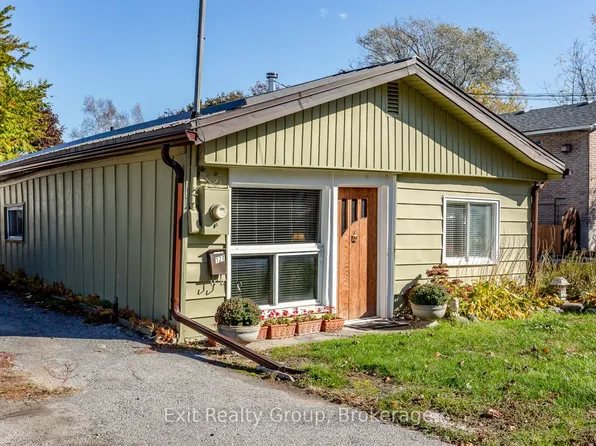 127 Leopold St, Quinte West, ON K8V 2K5