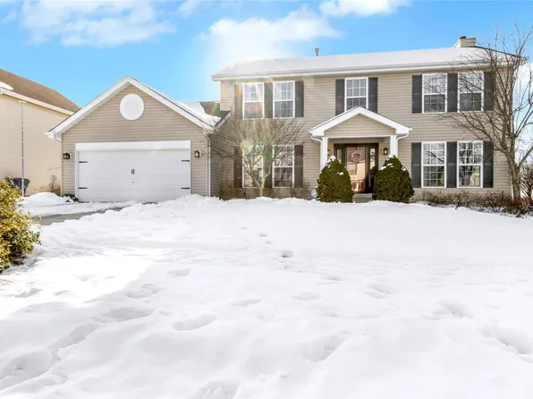 720 Wenstone Crossing Way, Wentzville, MO 63385