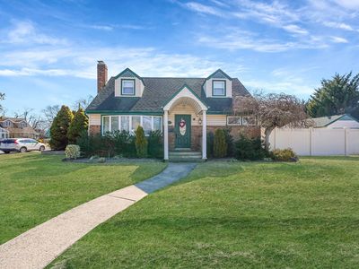 412 Foxhurst Road, Oceanside, NY, 11572