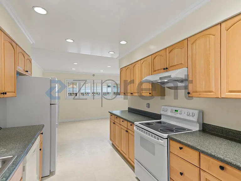 1075 Kildare Ave — Photo 19