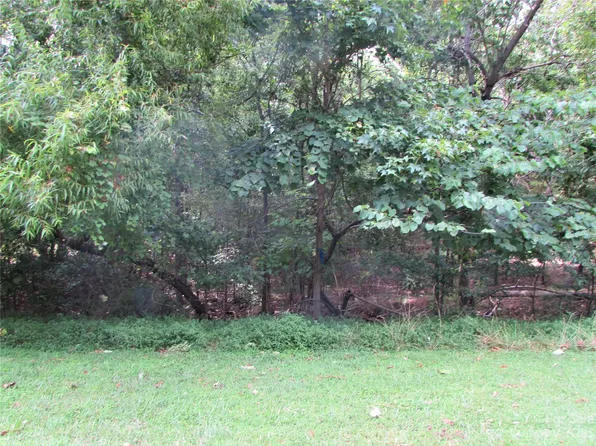 532 Rocky Cove Ln, Denton, NC 27239