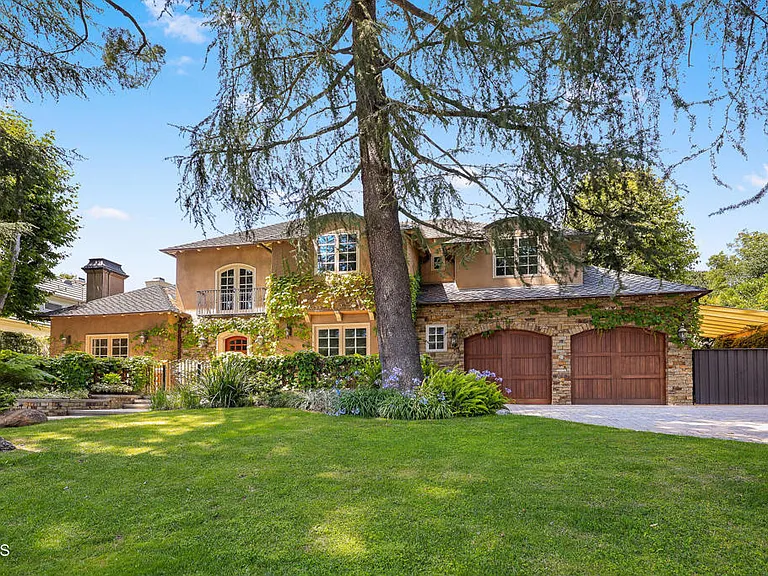 1925 Tondolea Ln — Photo 1