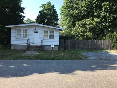 23 Harding Rd, Ronkonkoma, NY, 11779