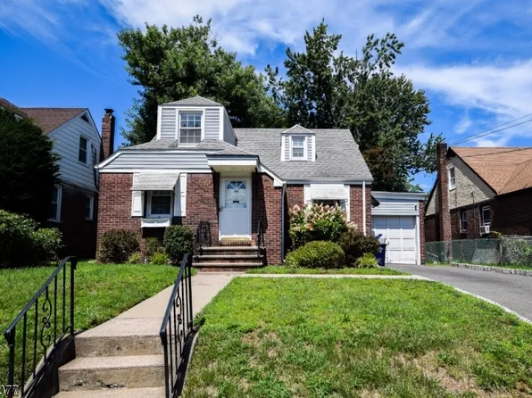 441 9Th Ave, Paterson City, NJ 07514