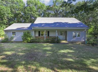 5 Steepbank Rd, Saint James, NY 11780